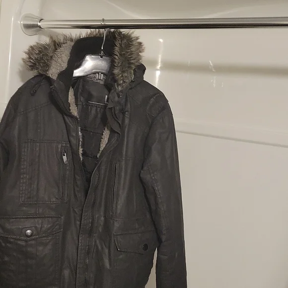 Men jacket - Picture 2 of 4